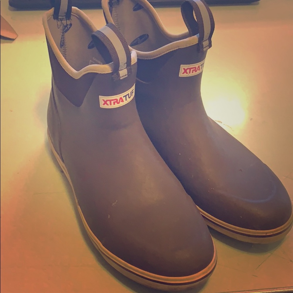 Xtra tough deck boots men’s 10